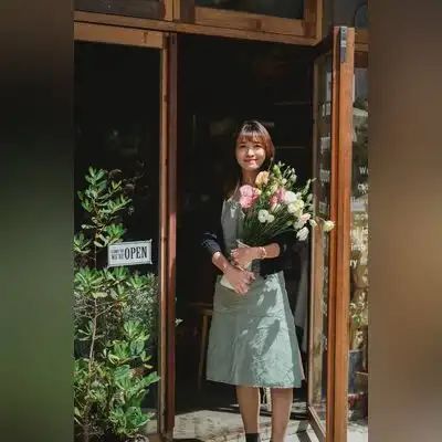 贺军云